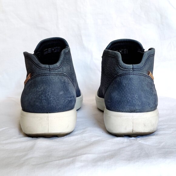 ECCO Soft 7 Low Cut Blue Zip Nubuck Leather Booties 36 5.5 EUC - Picture 7 of 8